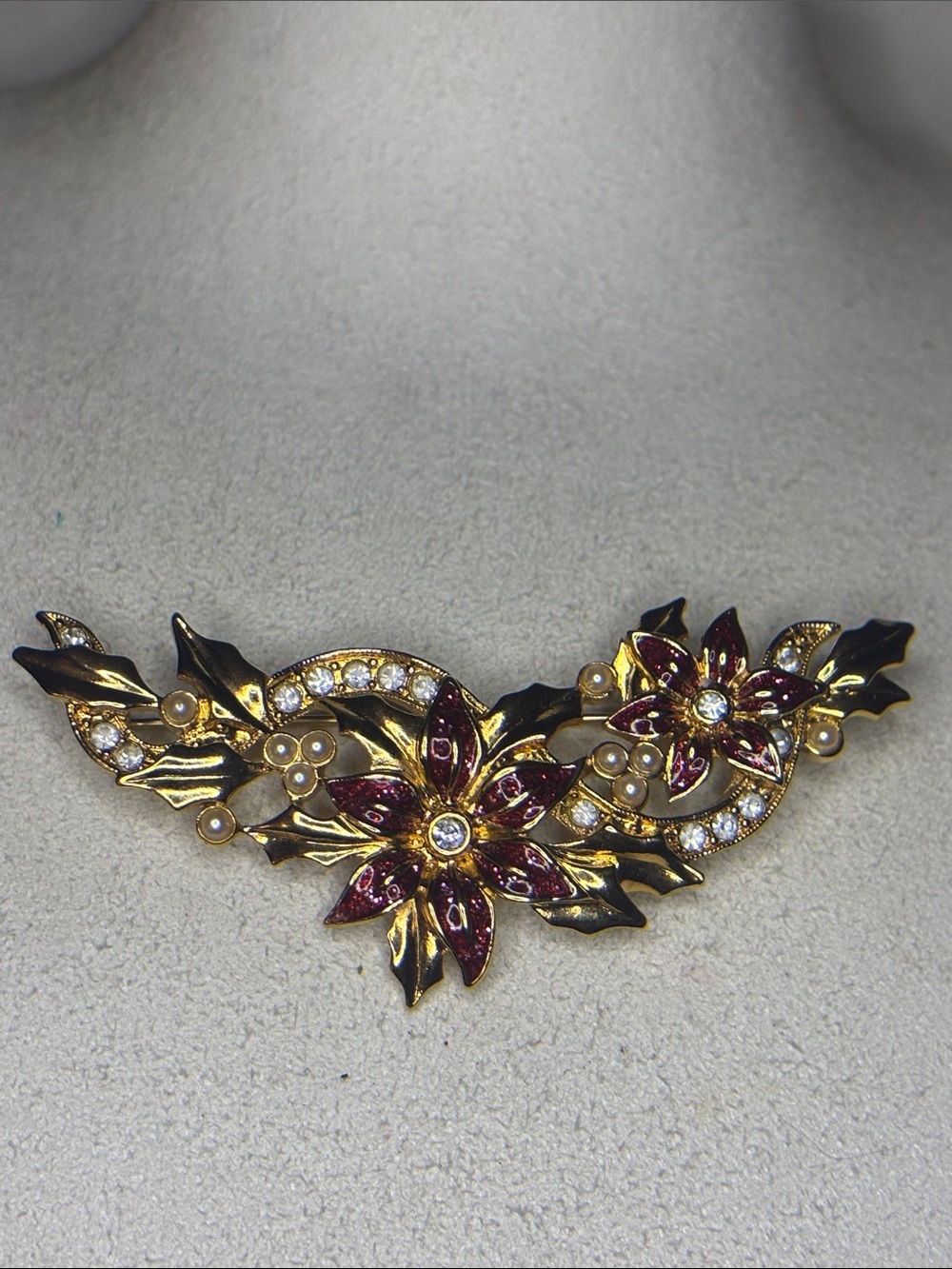 vintage Avon floral Goldplated cluster style large statement brooch